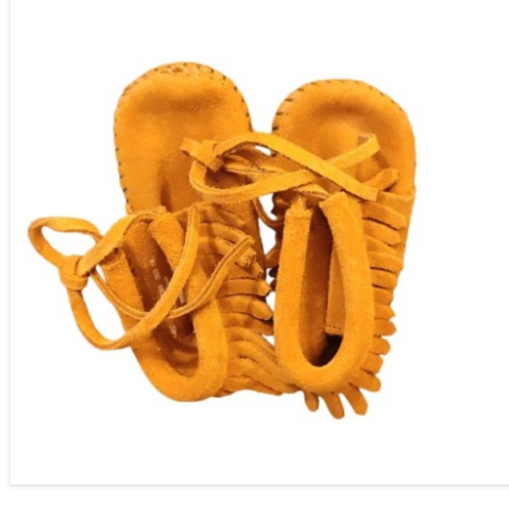 Minnesota brown suede fringe boots